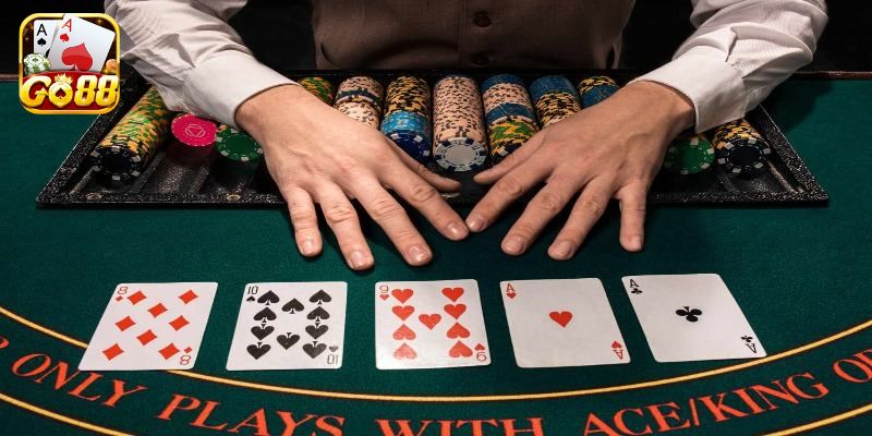 Tỷ lệ cược Pot Odds Poker là gì?