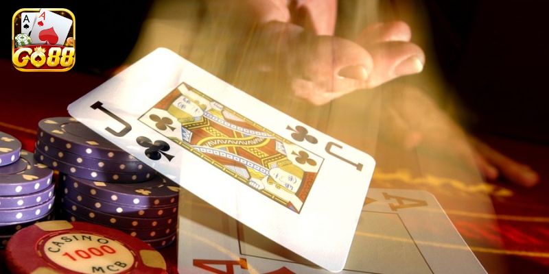 Hướng dẫn về cách tính tỷ lệ cược Pot Odds Poker
